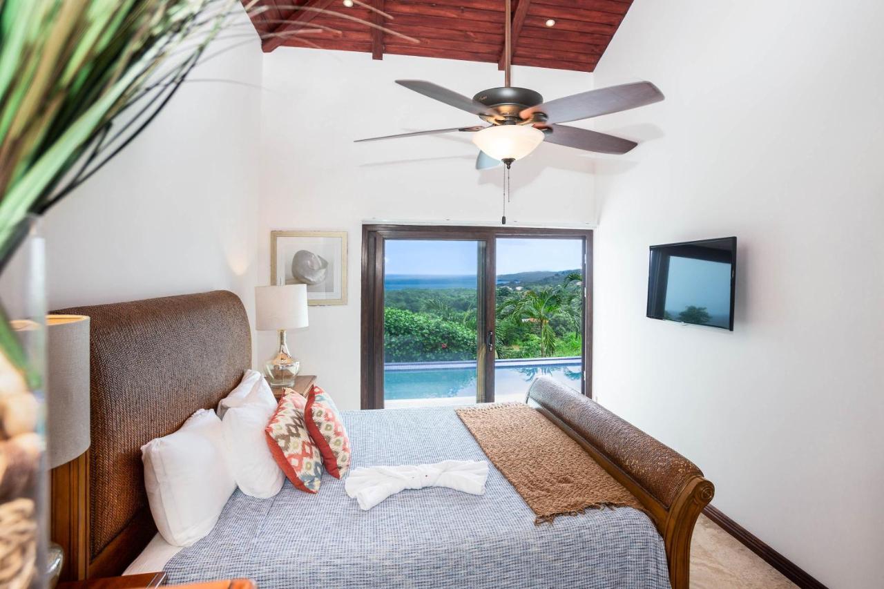 French Harbour Pristine Bay Villa 1304 With Large Pool - 3 Bedroom Condo מראה חיצוני תמונה