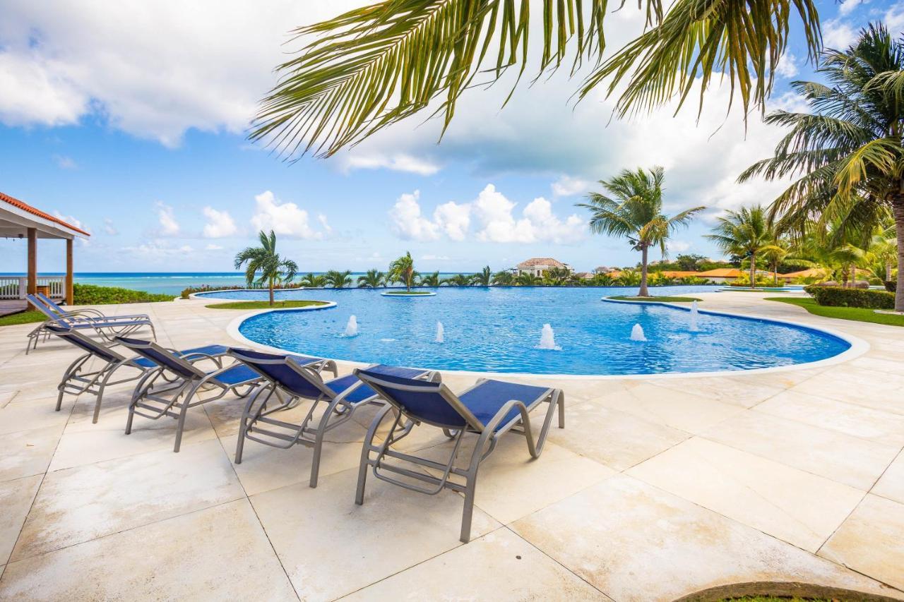 French Harbour Pristine Bay Villa 1304 With Large Pool - 3 Bedroom Condo מראה חיצוני תמונה
